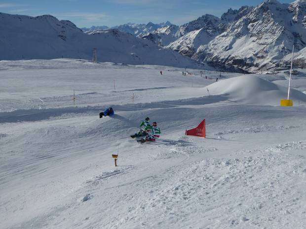 1 La Nazionale di Snowboardcross in allenamento a Cervinia (35)