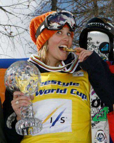 Muore Sarah Burke stella dello sci freestyle (foto seattlepi.com)