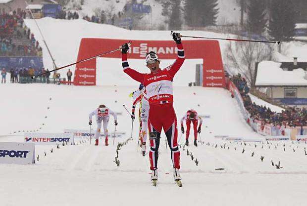 L'arrivo della fuoriclasse norvegese Marit Bjoergen campionessa del mondo sprint