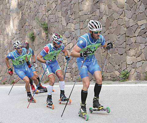 Clara, Bonaldi e Pellegrino impegnati in skiroll (foto newspower)