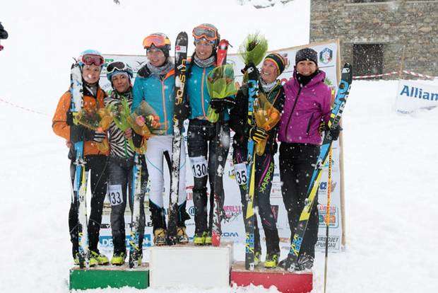 Il podio femminile del Valtellina Orobie (foto Torri)