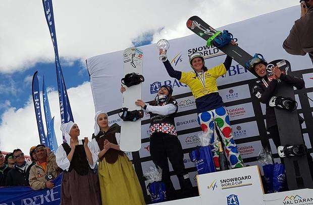 Il podio della Coppa del Mondo di Snowboardcross (foto fb Moioli)