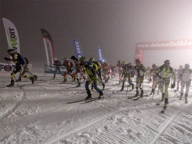 La partenza dell'Adamello Ski Raid (foto Adamello Ski Raid)