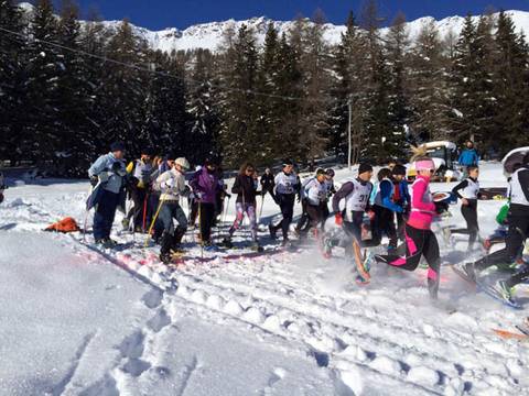 La partenza della Ciaspolcup in Val d'Ayas (foto organizzazione)