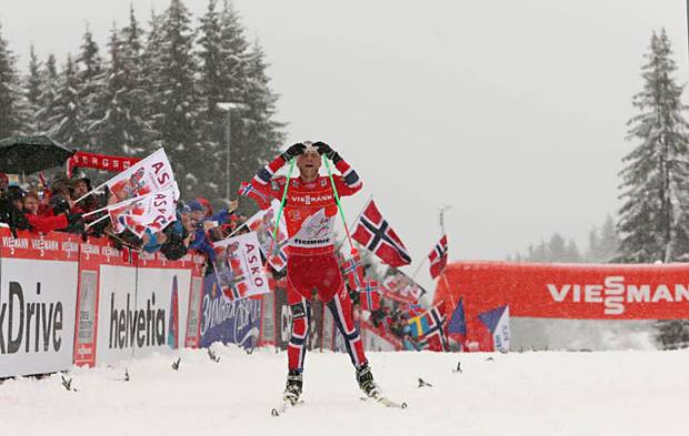 L'arrivo del vincitore 2014 il norvegese Martin Sundby (foto newspower)
