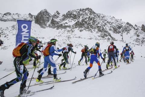 Partenza Adamello Ski Raid Junior (foto pegasomedia modica)