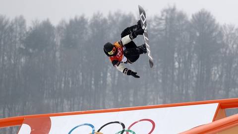 Sebastien Toutant nello Slopestyle olimpico (foto fis snowboard)
