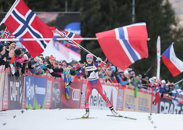 Therese Johaug all'arrivo del Tour de Ski (foto Newspower)